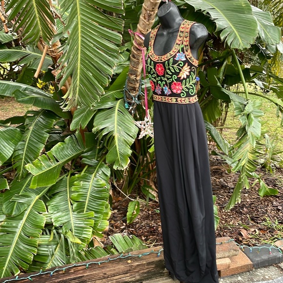 Vintage, AJ Bari silk beaded dark floral gown - Picture 3 of 11